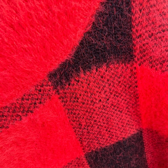 Express Sweater - Picture 4 of 5